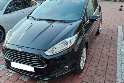 Ford Fiesta 150.000 km 8.000 &euro; Augsburg 86153