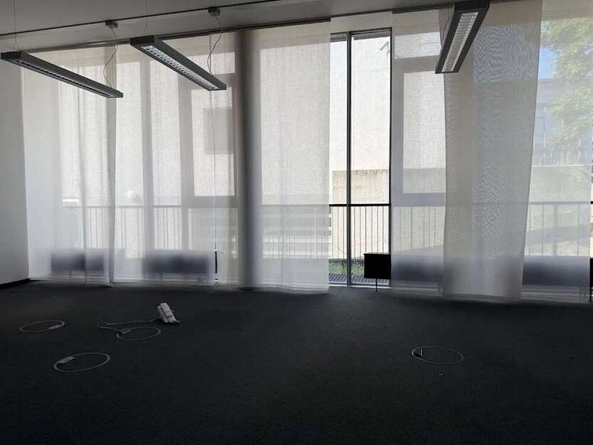 Büro in Frankfurt am Main 556,95 € 37.13 m²