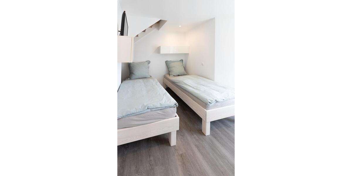 Doppelhaushälfte Meldorf - 3 Zimmer, 100 m&sup2;, 1.000&euro; | Angebot:25570263