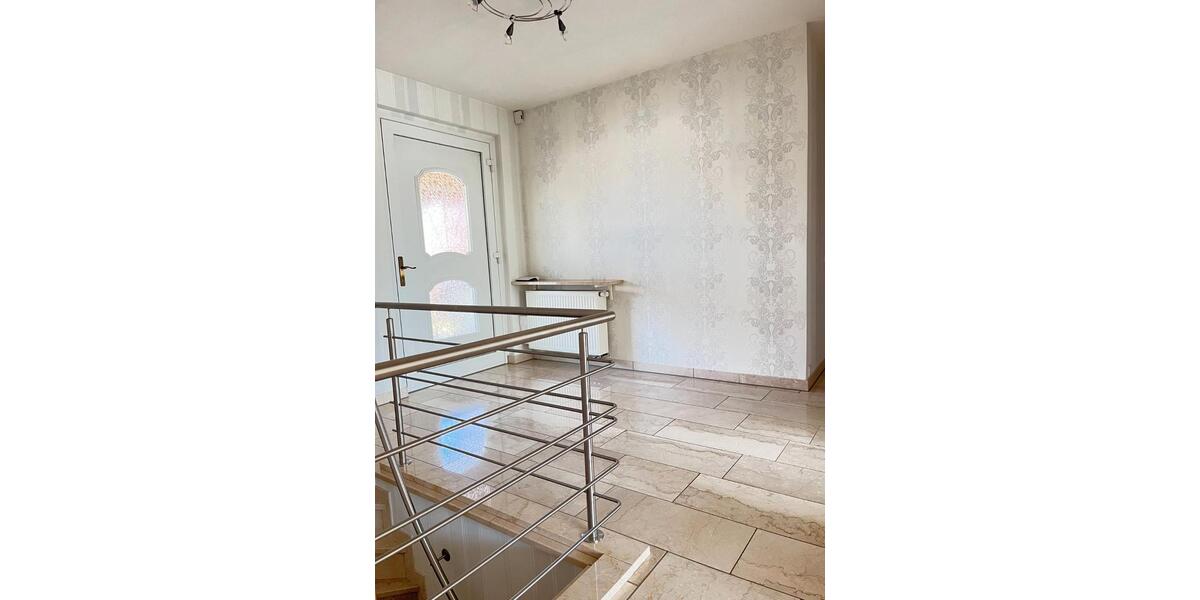 Einfamilienhaus Arendsee (Altmark) - 7 Zimmer, 172 m&sup2;, 230.000&euro; | Angebot:27121343