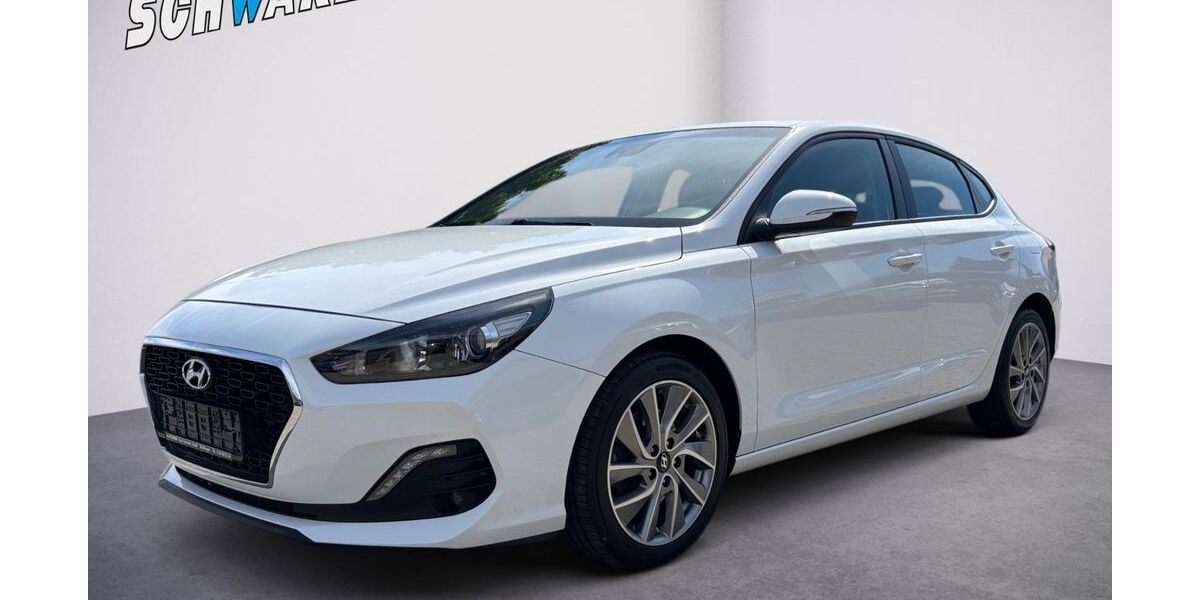 Hyundai i30 65.100 km 15.490 &euro; Wolfhagen 34466