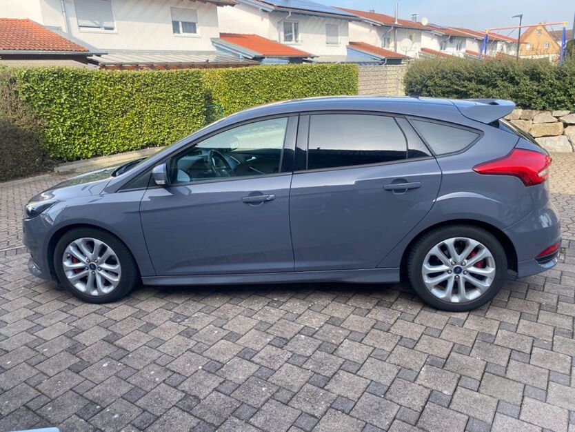 Ford Focus 70.000 km 18.000 € Renchen 77871