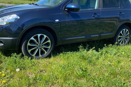 Nissan Qashqai 142.900 km 7.600 &euro; Volkach 97332