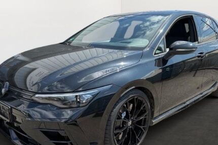 VW Golf 7.690 km 53.990 € Waldshut-Tiengen 79761