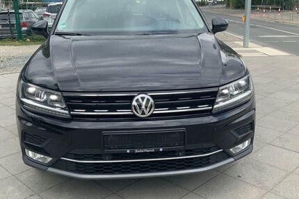 VW Tiguan 307.021 km 9.999 &euro; Frankfurt am Main 60486