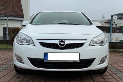 Opel Astra 156.000 km 7.800 &euro; Stuttgart 70435