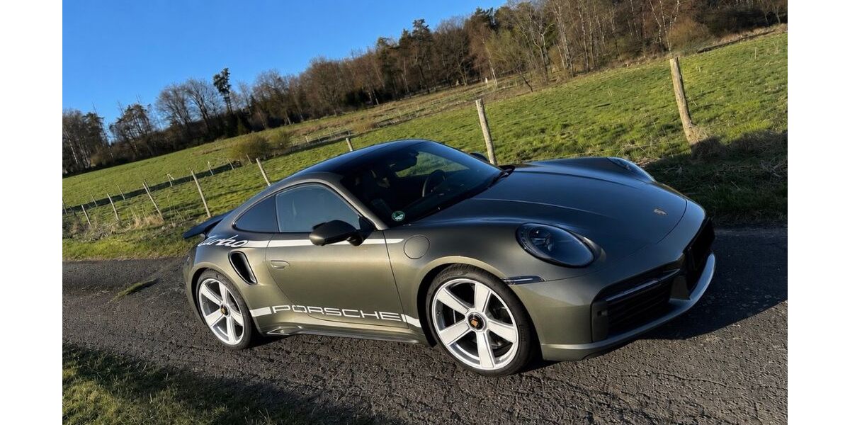 Porsche 992 2.000 km 277.000 &euro; Kierspe 58566