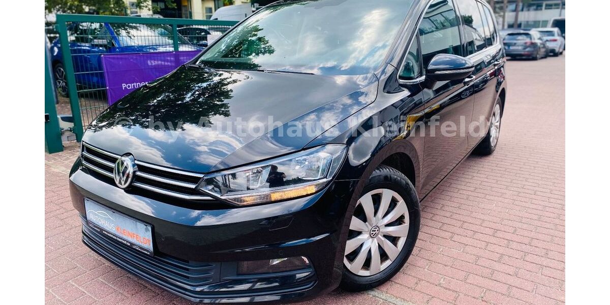 VW Touran 112.976 km 15.990 &euro; Borkheide 14822