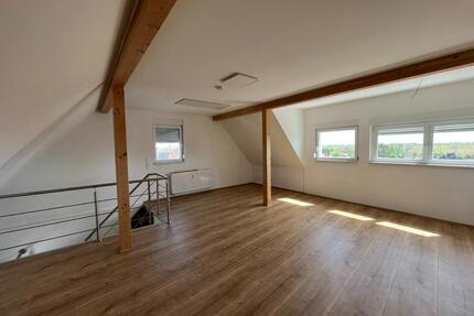 Moderne 3 Zimmer MaisonetteWohnung in Essingen - Einbauküche
