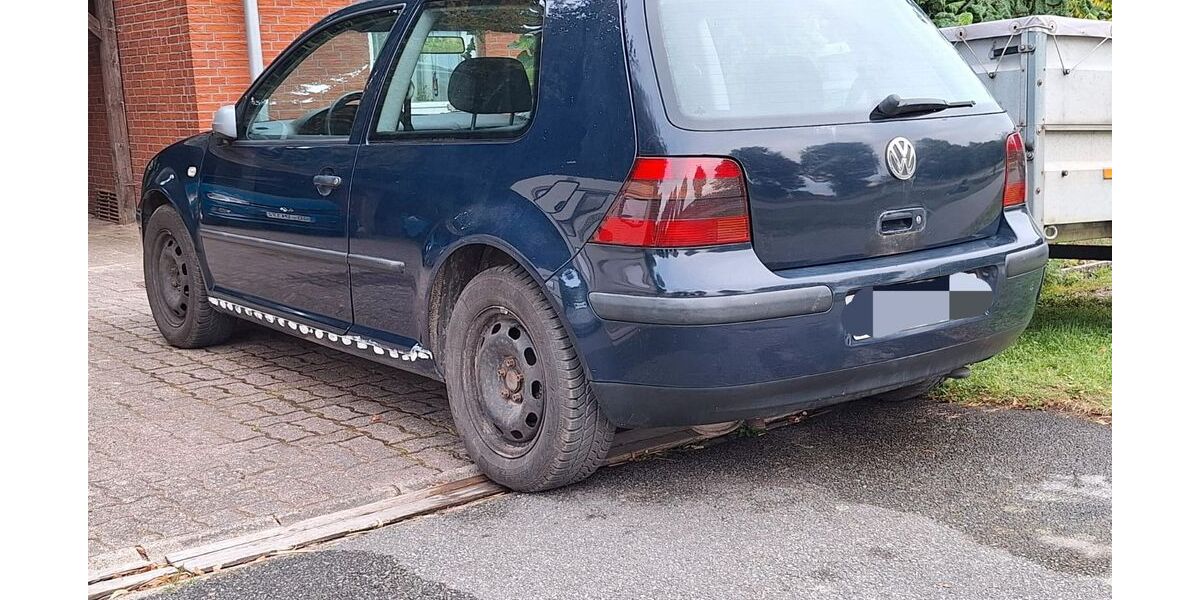 VW Golf 317.000 km 600 &euro; Bad Oldesloe 23843