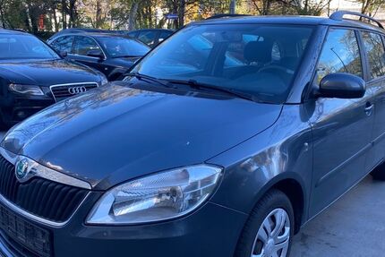 Skoda Fabia 132.000 km 3.300 € München 80809