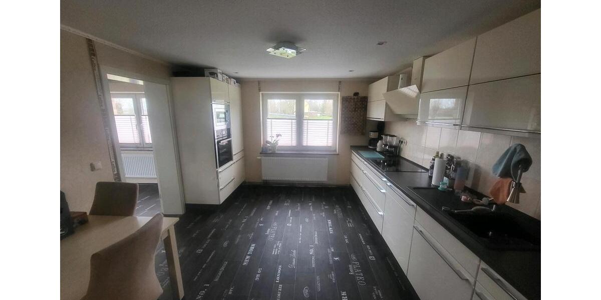 Einfamilienhaus in ruhiger Lage mit großem Grundstück 7 zimmer