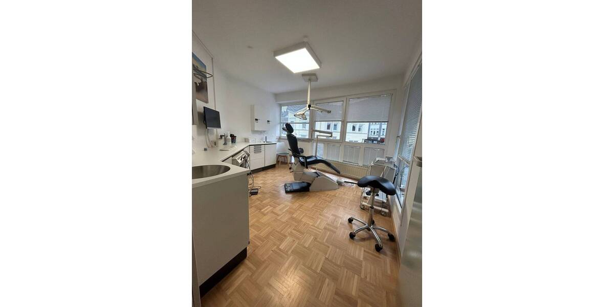Gewerbeobjekt Lüdenscheid Staberg - 4 Zimmer, 147 m&sup2;, 1.400&euro; | Angebot:26343931