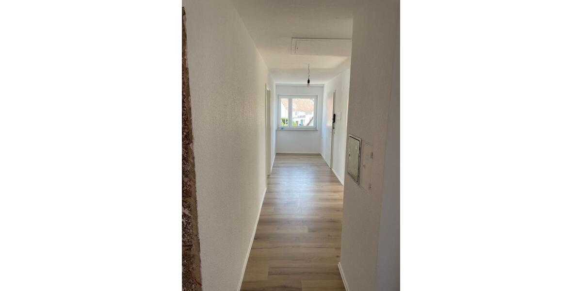 Dachgeschoßwohnung Haigerloch - 3 Zimmer, 78 m&sup2;, 680&euro; | Angebot:26004500