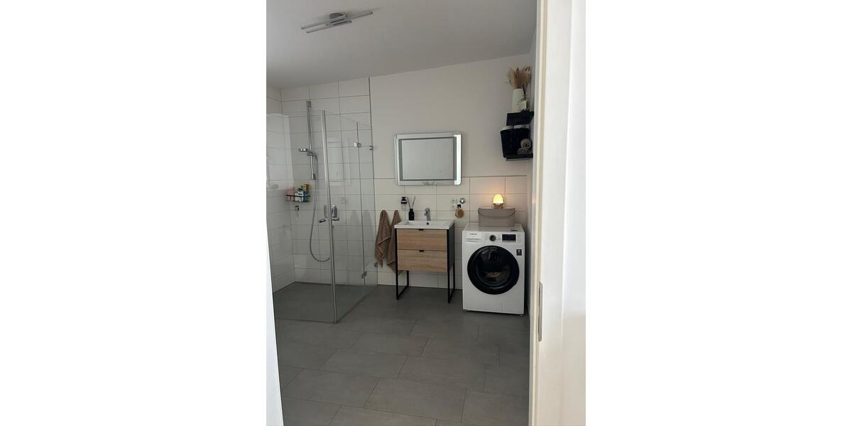 Einfamilienhaus Bergrheinfeld - 2 Zimmer, 73 m&sup2;, 850&euro; | Angebot:26312163