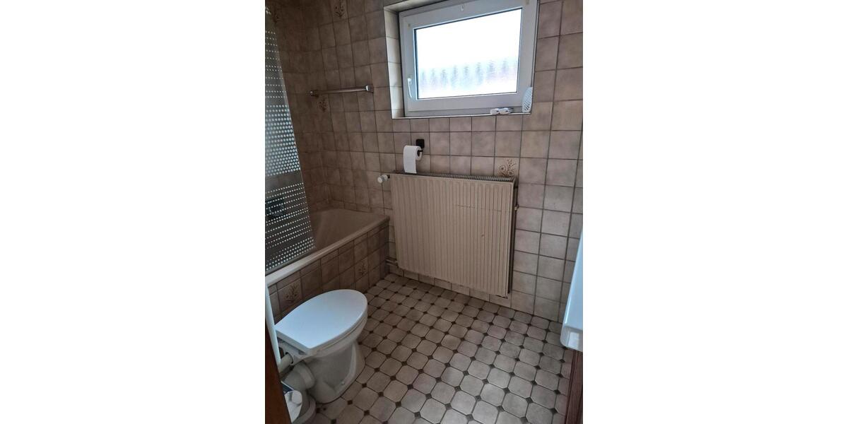 Einfamilienhaus Hennstedt - 2 Zimmer, 90 m&sup2;, 800&euro; | Angebot:25320802