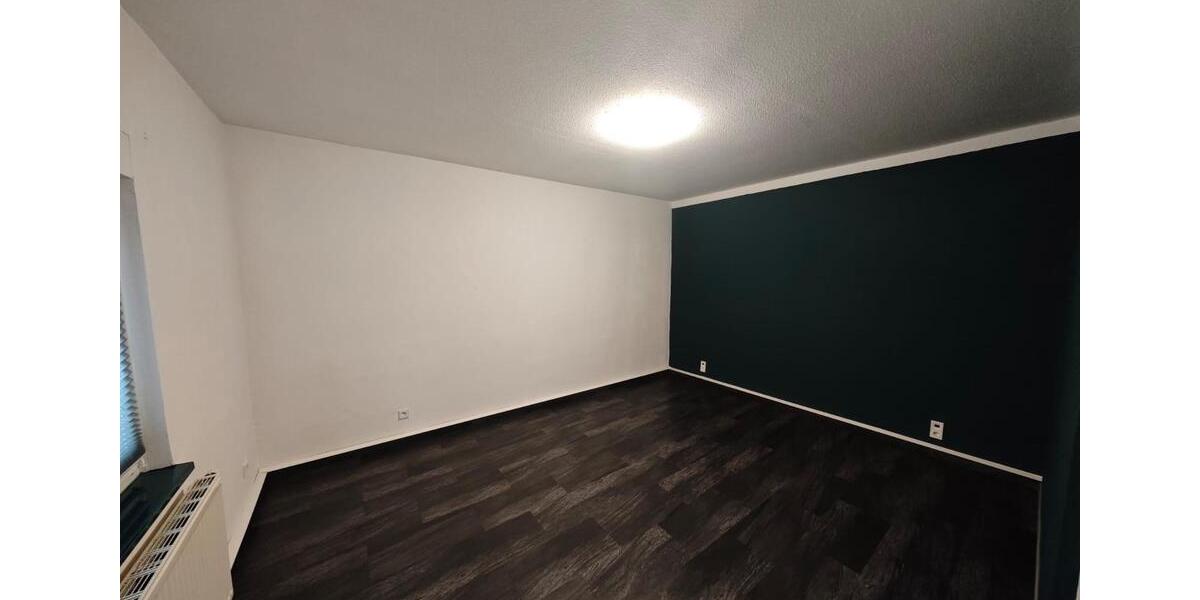 Einfamilienhaus Sonneberg - 10 Zimmer, 245 m&sup2;, 198.000&euro; | Angebot:25348277