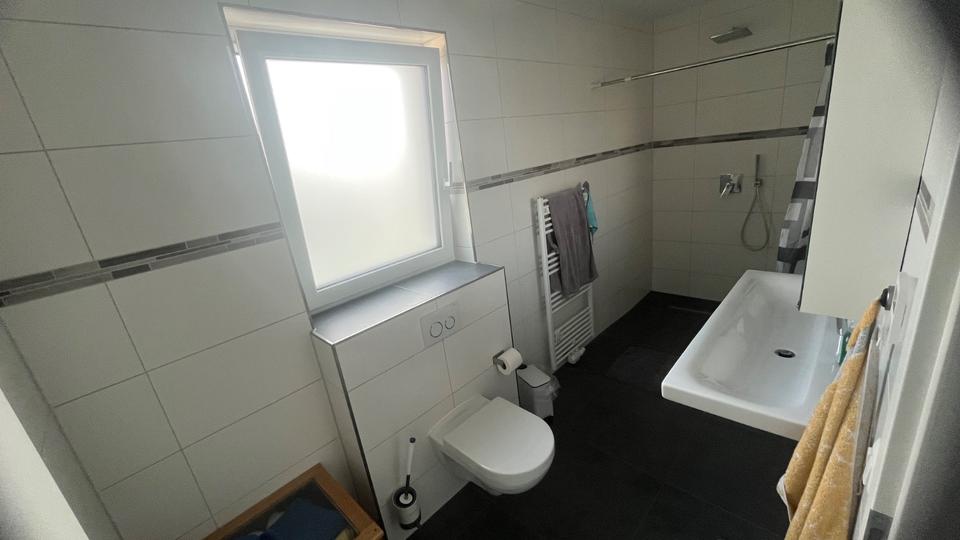 Einfamilienhaus Baunatal - 2 Zimmer, 69 m&sup2;, 800&euro; | Angebot:27603731