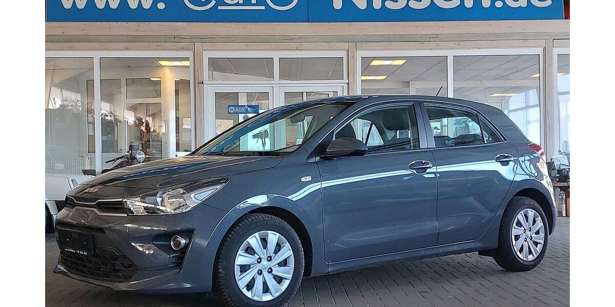 Kia Rio 18.050 km 17.990 &euro; Steinbergkirche 24972