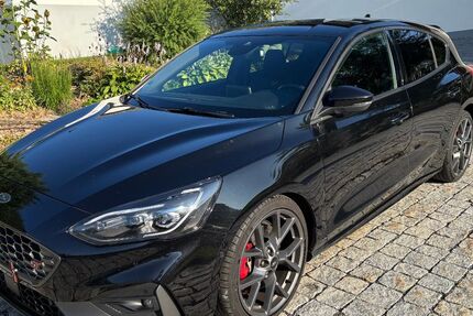Ford Focus 119.000 km 18.300 &euro; Lindberg 94227