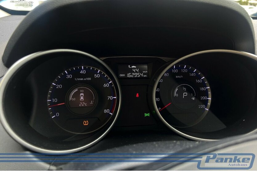 Hyundai ix35 Comfort 2WD*Phone*SHZ*Tempo*Tempo*2-Hand* 162.954 km 9.480 € Berlin 13187