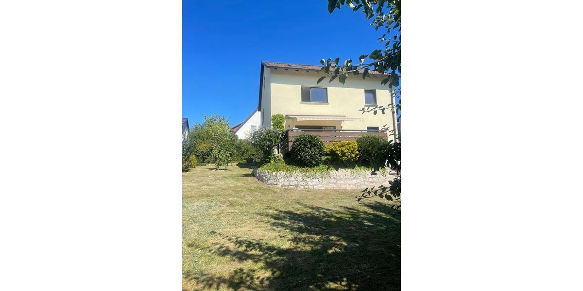 Einfamilienhaus Coburg - 6 Zimmer, 149 m&sup2;, 450.000&euro; | Angebot:26803617