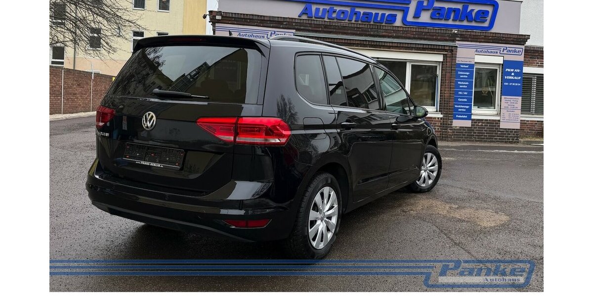 VW Touran Comfortl.DSG BT110 TSI*7Sitz*NAV*ACC*PDC* 40.678 km 22.990 &euro; Berlin 13187