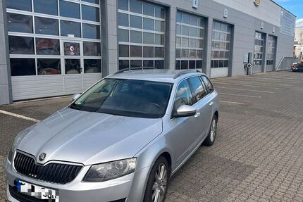 Skoda Octavia 224.848 km 10.056 &euro; Roedermark 63322