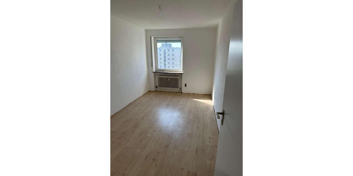 Etagenwohnung Neustadt bei Coburg - 3 Zimmer, 73 m&sup2;, 500&euro; | Angebot:26197289