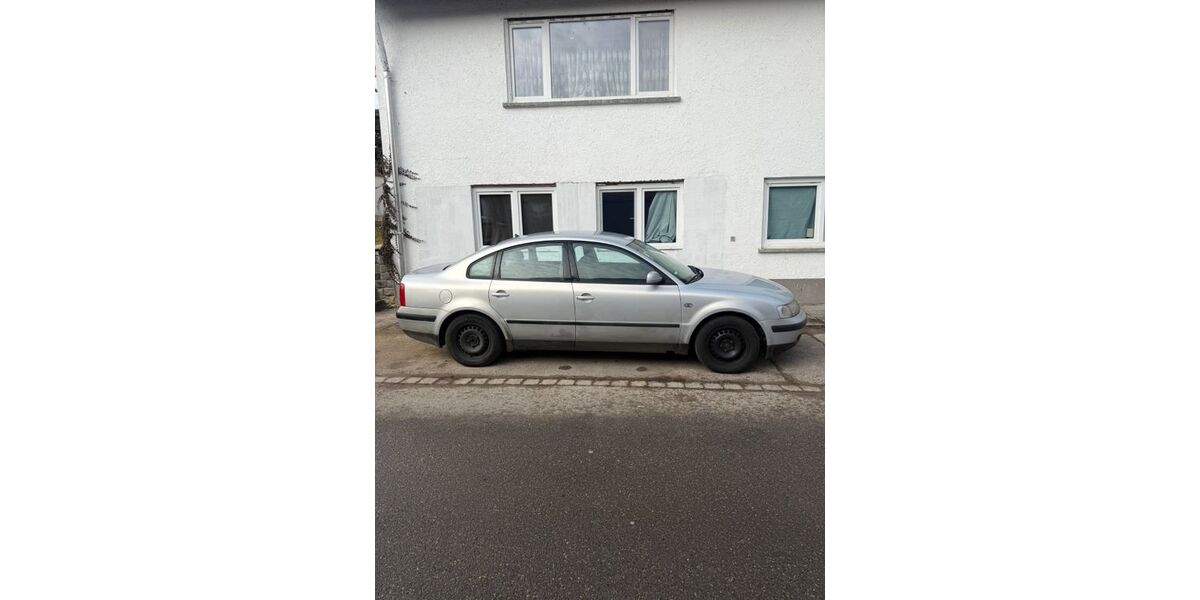 VW Passat 249.000 km 1.850 &euro; Epfendorf 78736