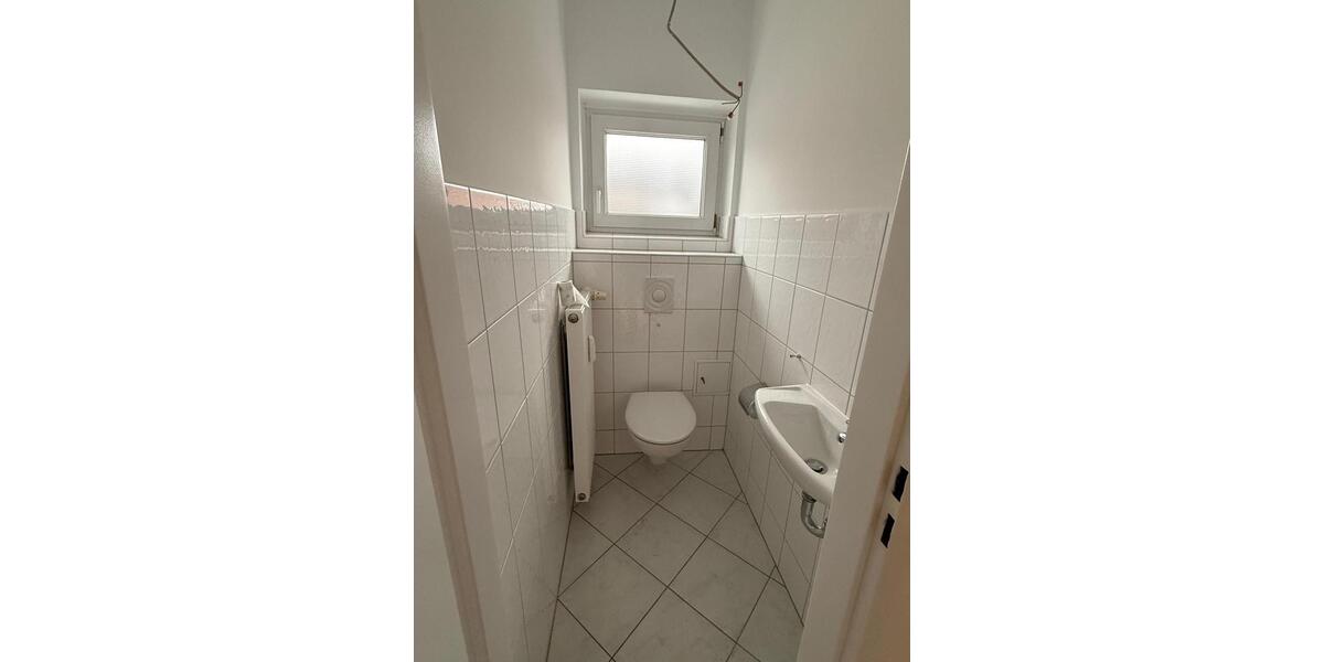 renovierte 3-Zimmer-Wohnung mit Balkon und EBK in Hofheim-Mitte 3 zimmer