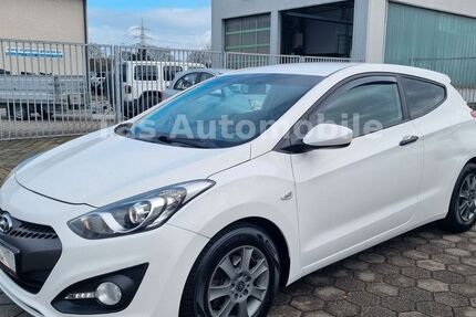 Hyundai i30 133.000 km 5.999 &euro; Dinslaken 46539