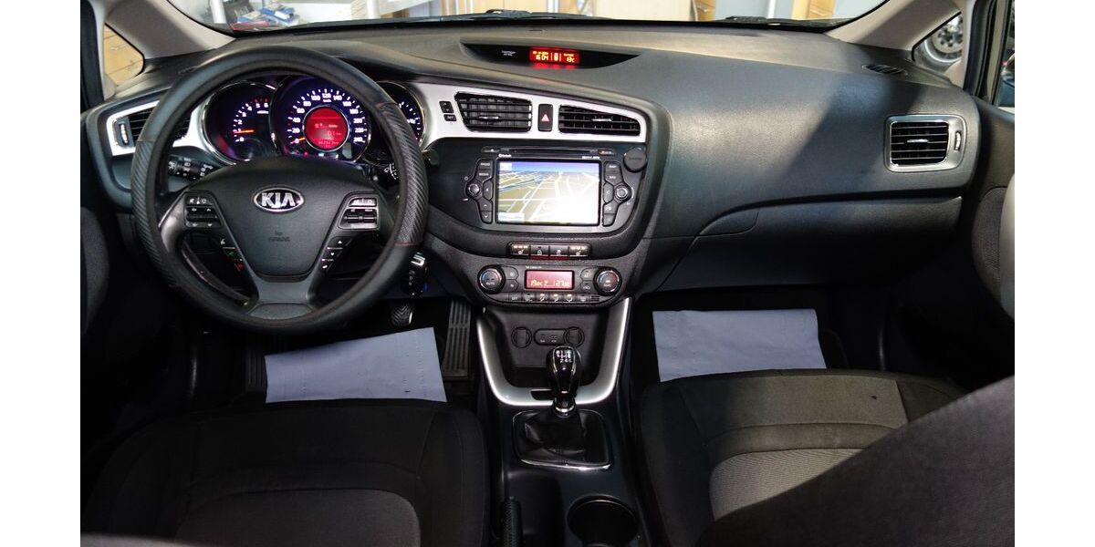 Kia ceed Sportswagon 340.000 km 4.299 &euro; Chemnitz 09120