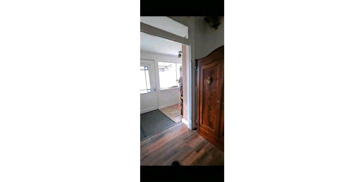 Villa Schleswig - 6 Zimmer, 170 m&sup2;, 1.595&euro; | Angebot:26401097
