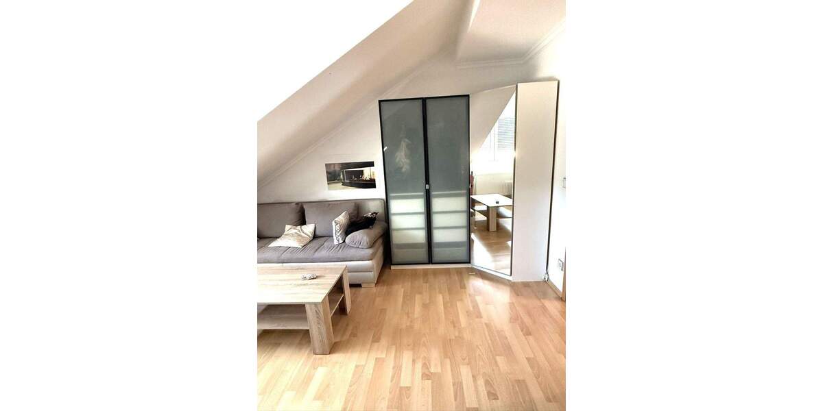 Frankfurt | Exklusives Einfamilienhaus mit Sauna, Kamin & Wintergarten – Privat 5 zimmer