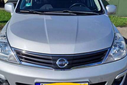 Nissan Tiida 160.000 km 3.500 € Rees 46459