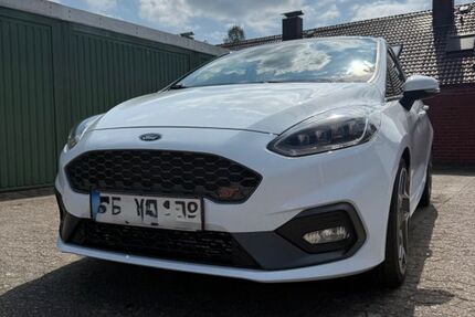 Ford Fiesta 58.000 km 17.500 &euro; Celle 29227