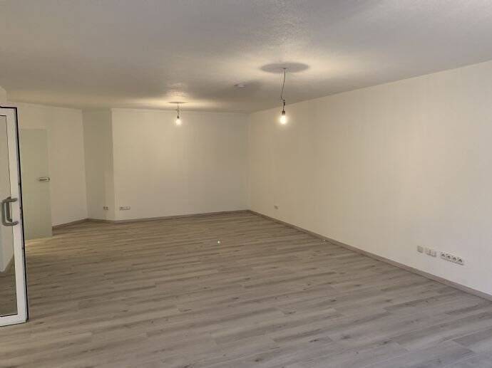 Etagenwohnung Haiger - 4 Zimmer, 154 m&sup2;, 990&euro; | Angebot:25696550