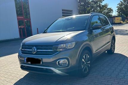 VW T-Cross 75.000 km 13.977 &euro; Recklinghausen 45663