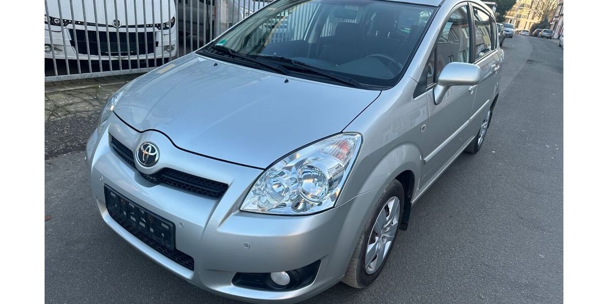 Toyota Corolla Verso 165.400 km 4.440 &euro; Bremen 28215