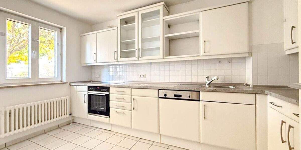 Frisch renoviertes Reihenendhaus, mit Nutzfläche 179,26m², 4km vor Berlin- Provisionsfrei! 4 zimmer