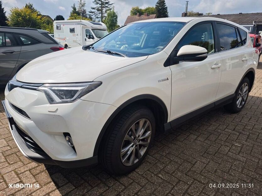 RAV 4