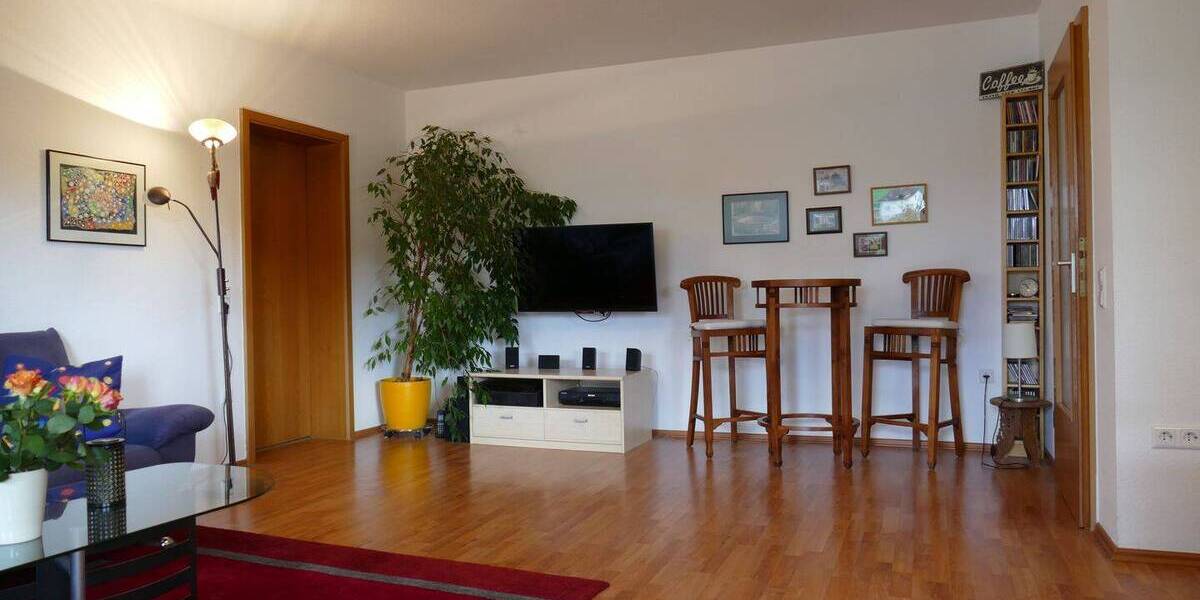 Etagenwohnung Neuenrade - 4 Zimmer, 111 m&sup2;, 165.600&euro; | Angebot:26556785