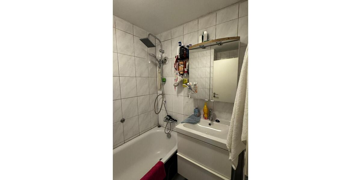 Hochparterre Filderstadt - 3 Zimmer, 76 m&sup2;, 300.000&euro; | Angebot:26852715
