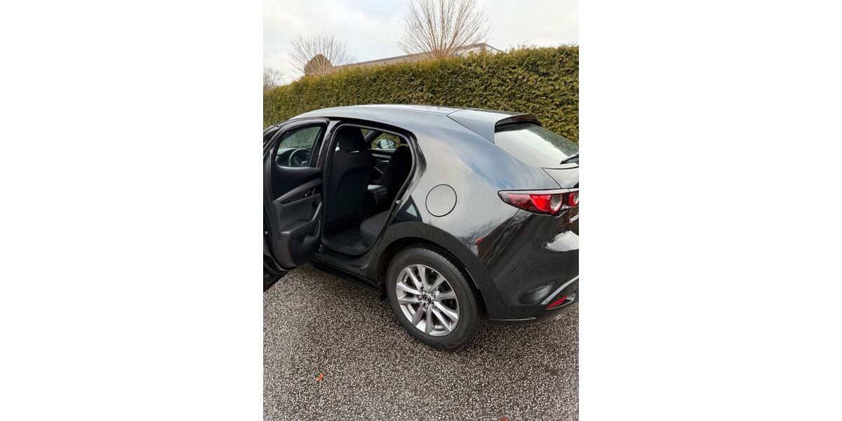 Mazda 3 52.000 km 18.500 &euro; Hamburg 22453