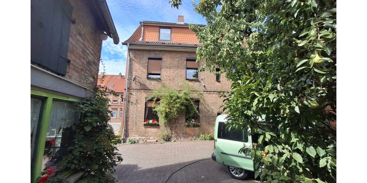 Attraktives Mehrfamilienhaus - Mehrfamilienhaus, Wohnhaus Hagenow | Angebot:27266658