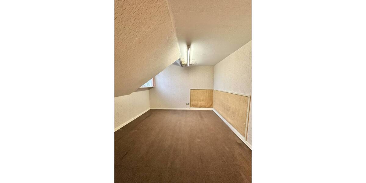 Einfamilienhaus Dahlenburg - 1 Zimmer, 326 m&sup2;, 179.000&euro; | Angebot:25780136