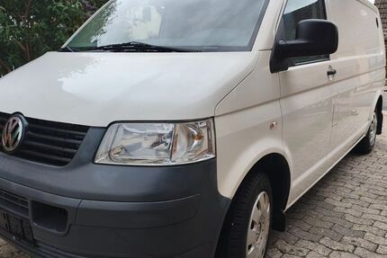 VW T5 Transporter 114.620 km 8.999 &euro; Wolfsburg 38444