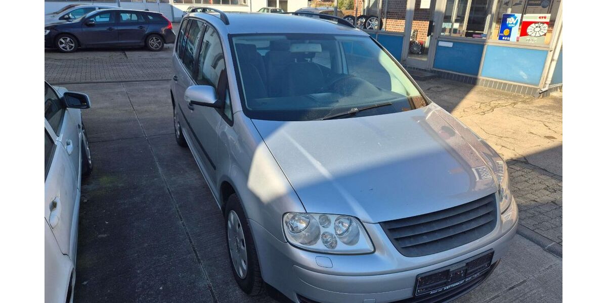 VW Touran 304.000 km 1.500 &euro; Himbergen 29584