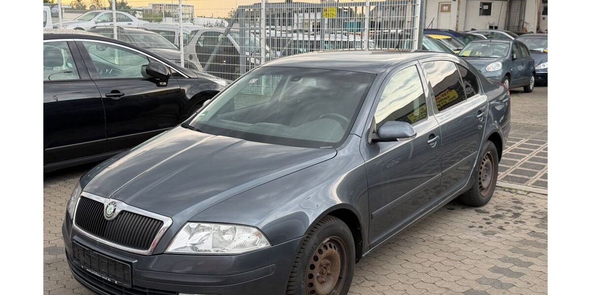 Skoda Octavia 334.335 km 899 &euro; Nürnberg 90439